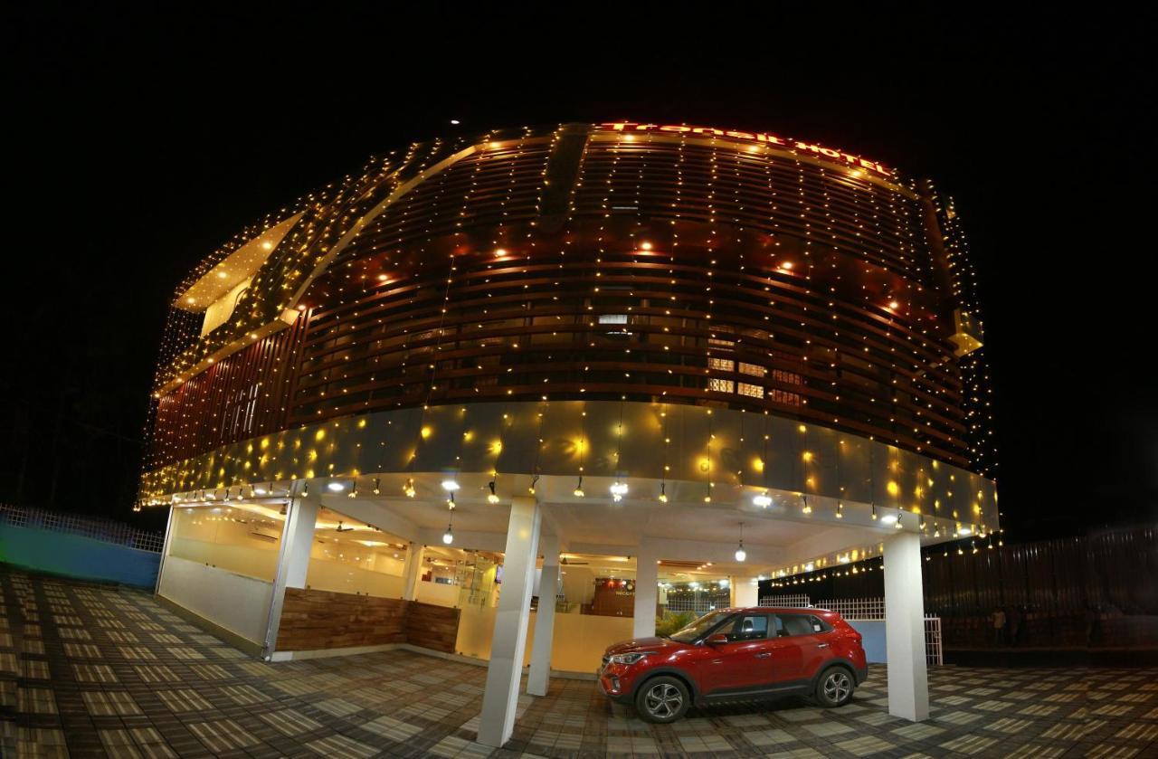 Gateway Airport Hotel Kannur Ngoại thất bức ảnh