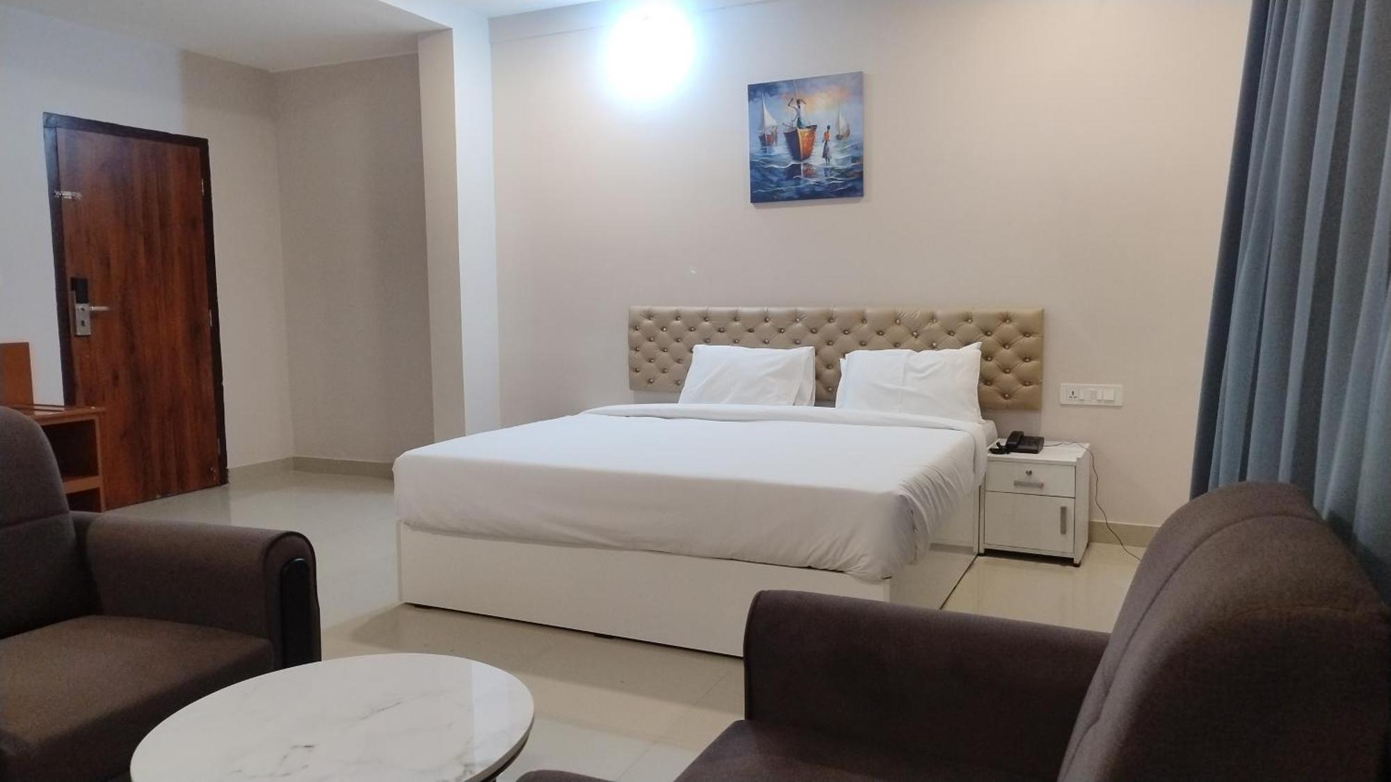 Gateway Airport Hotel Kannur Ngoại thất bức ảnh